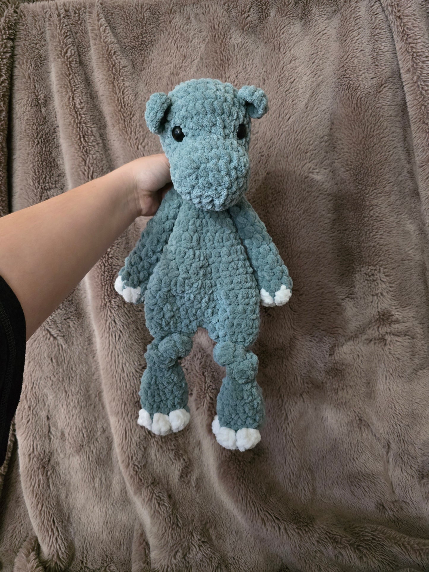 Hippo lovey